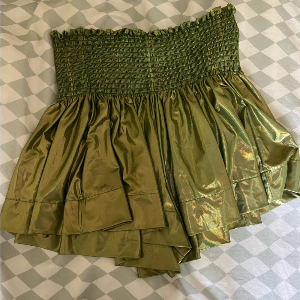 QUEEN OF SPARKLES HOLOGRAPHIC SWING SHORTS - NWT